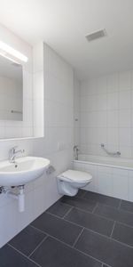 2.5 Zimmer, 67 m², 2. Stock - Photo 3