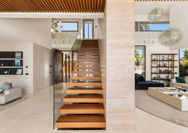 6 bedroom luxury Villa for rent in Nueva Andalucia, Andalusia