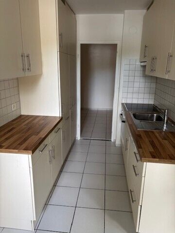 Appartement lumineux de 3 pièces avec cuisine bien équipée - Photo 3