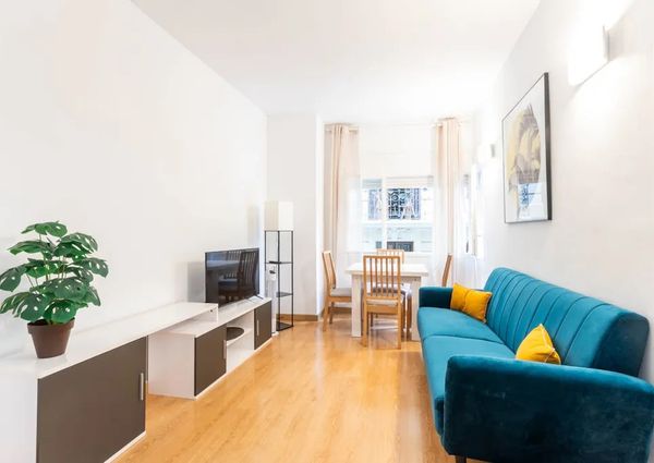 Travessia de Sant Antoni, Barcelona, Catalonia 08012