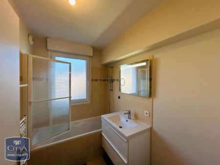 Appartement à louer 3 pièces 65.11m² - Photo 4