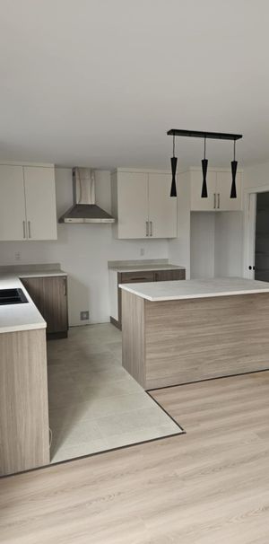 Grand Logement 7½ Avec Cour Arrière - Photo 1