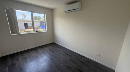 Lovely 4 bedrooms Home - Photo 2