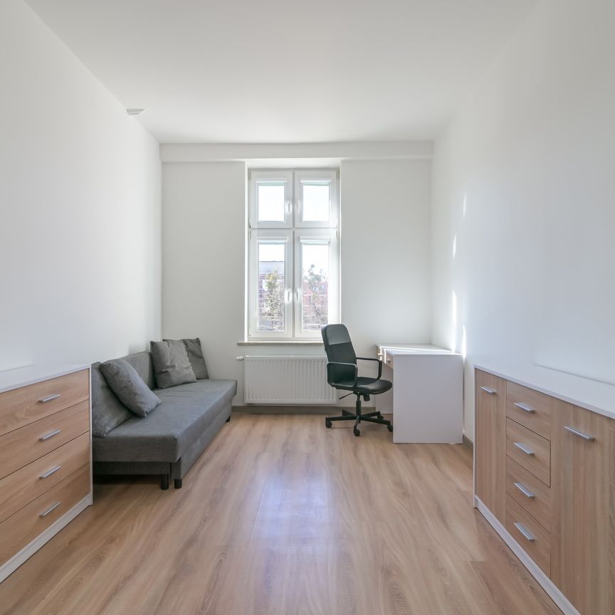 5 niezależnych pokoi w sercu Wrzeszcza - Photo 1