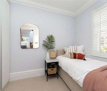 Kings Road, Richmond, TW10 - Photo 6