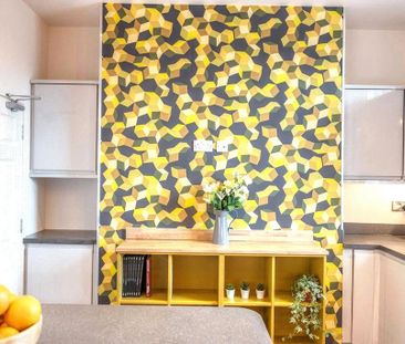 1 bedroom in a house share to rent - Photo 6