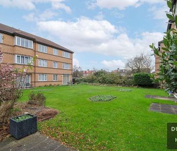 Beehive Lane, Ilford - Photo 2