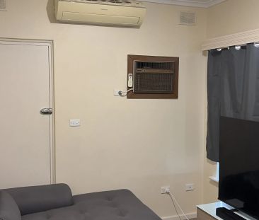 Low-Maintenance Living in Prime Clearview Location - Photo 1