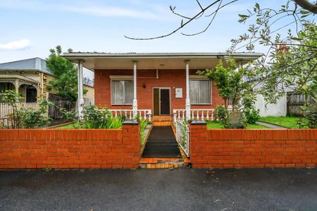 54 Roseberry Street, Ascot Vale VIC 3032 - House For Rent | Domain - Photo 5