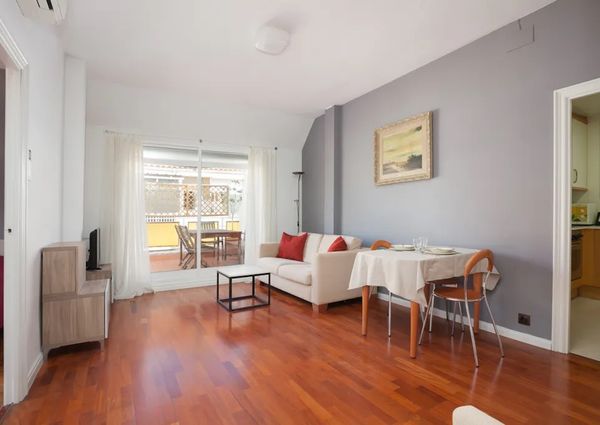 Carrer de Sant Pere Màrtir, Barcelona, Catalonia 08012