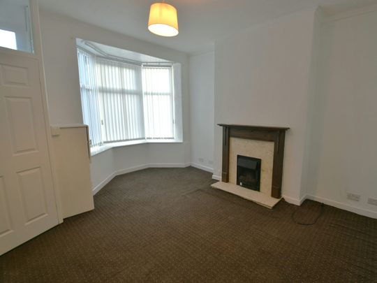 Terraced House to rent on - Photo 1