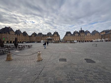 STUDIO MEUBLÉ 20.88 M² - HYPER CENTRE-VILLE - Photo 5