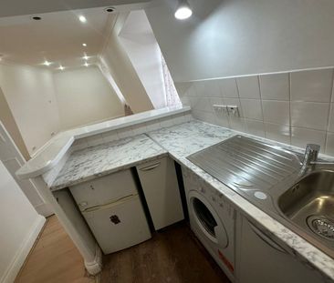 Studio Flat, Hayfield Passage, E1 - Photo 3