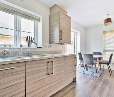 3 bedroom detached house to rent - Photo 5