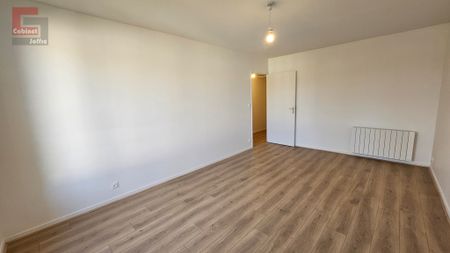 Location Appartement 2 pièces 41m² FONTAINEBLEAU 77300 - Photo 2