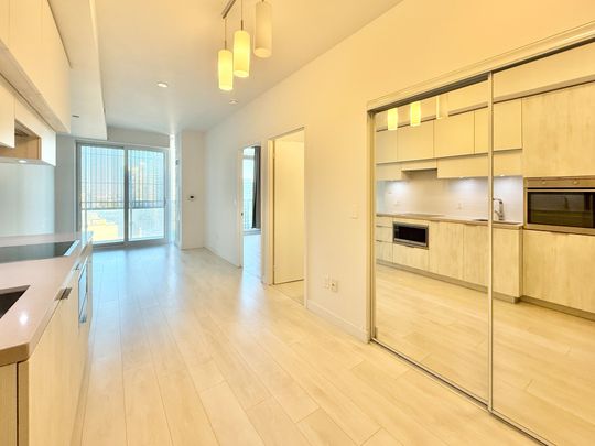 For Lease - 8 Eglinton Avenue Unit# 1810, Toronto, Ontario - Photo 1