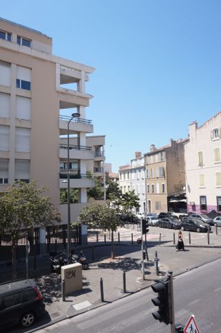 Appartement 2 pièces 28m2 MARSEILLE 6EME 545 euros - Photo 4