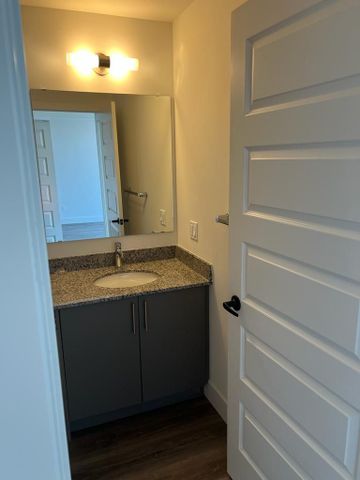 For Lease - 103 Roger Street Unit# 303, Waterloo, Ontario - Photo 5