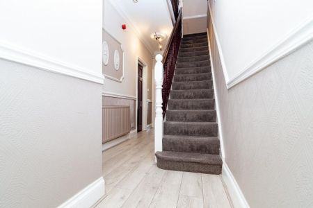 1 bedroom in a house share to rent - Photo 5