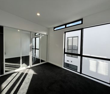 Wellington Living - Photo 2