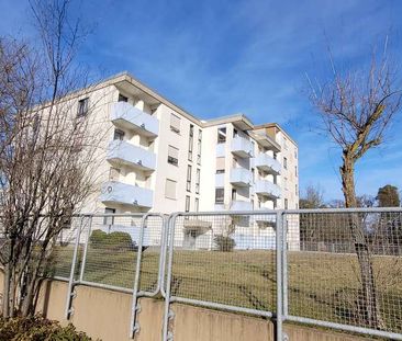 Helles Apartment mit schöner Aussicht im UNI-Wohngebiet - Photo 1