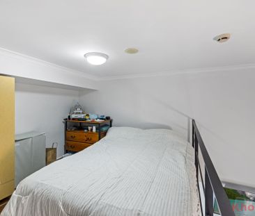 Spacious Loft at the Heart of the Educational Sector - Photo 3