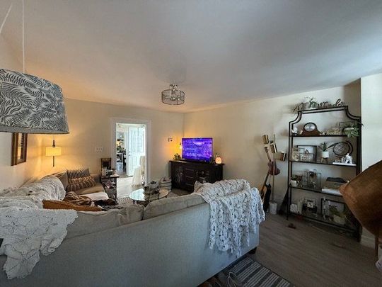 For Lease - 197 Division Street, Cobourg, Ontario - Photo 1