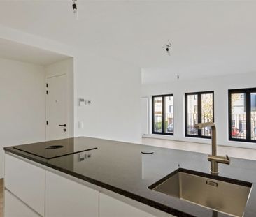 Instapklaar 2-slaapkamerappartement met carport - Foto 5