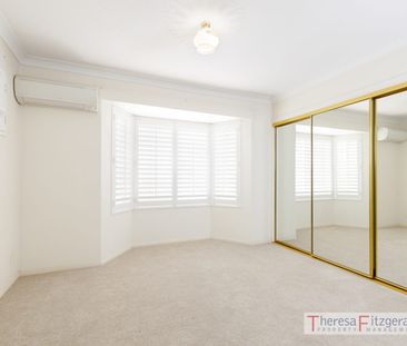 2 BEDROOM UNIT IN A QUIET BLOCK - Photo 3