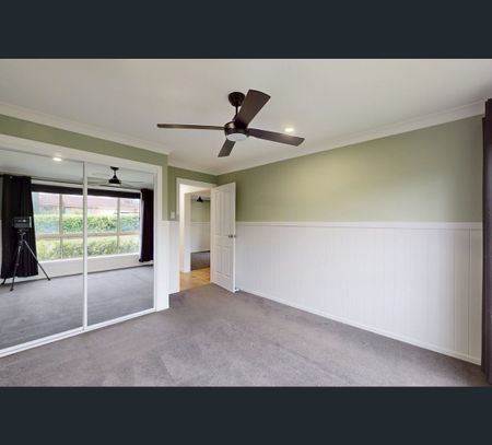 7 Budgeree Drive, Aberglasslyn, NSW 2320 - Photo 5