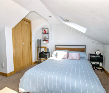 3 bedroom semi-detached house to rent - Photo 2