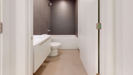 For Lease - 2720 Dundas Street Unit# 317, Toronto, Ontario - Photo 5