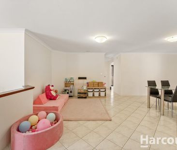 Feel at home amongst the gum trees and nature ! - Photo 2