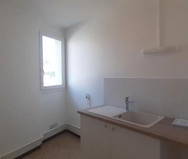 Location Appartement 2 pièces 48m² JOUE LES TOURS 37300 - Photo 3