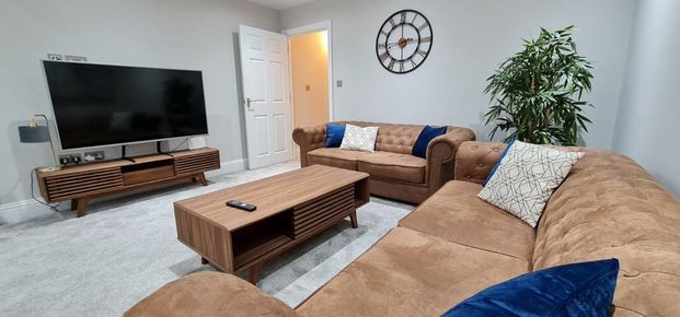 2 bedroom flat to rent - Photo 1