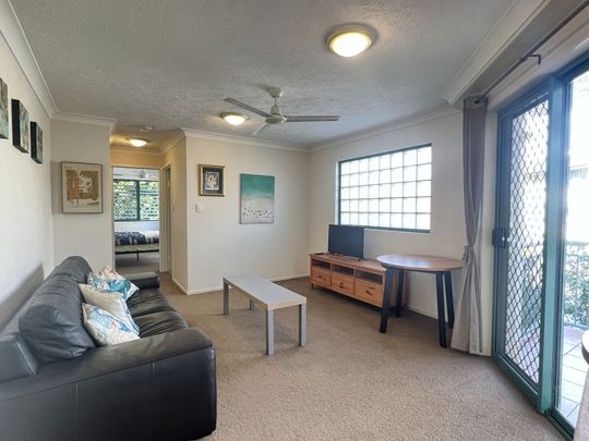 Stylish 1-Bedroom Unit - Photo 1