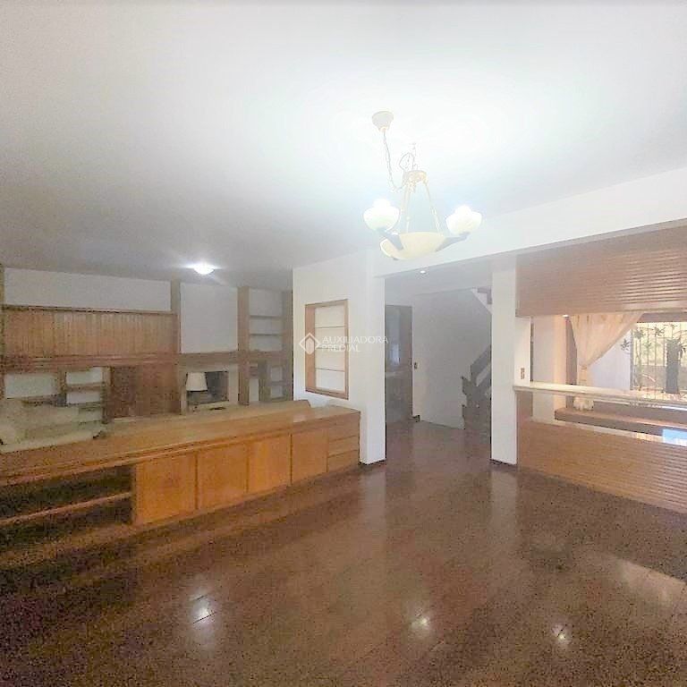 Casa com 4 quartos e 400m² para alugar em Ideal, Novo Hamburgo. - Foto 1