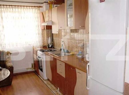 Apartament de inchiriat, 2 camere, zona Frunzisului - Photo 5