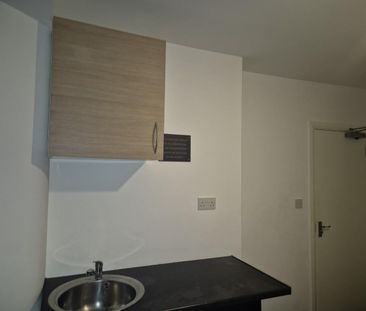 Room in a Shared Flat, Toorack Road, HA3 - Photo 4