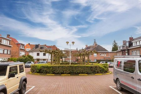 Gerenoveerde woning met vier slaapkamers en garage op rustige locatie - Photo 5