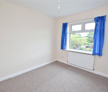2 bedroom end of terrace house to rent - Photo 2