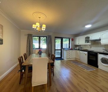 6 Marlborough Court - Photo 5