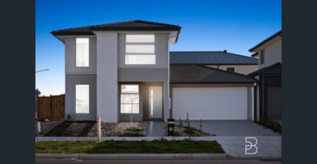 Stunning Family Home in Fraser Rise... - Photo 4