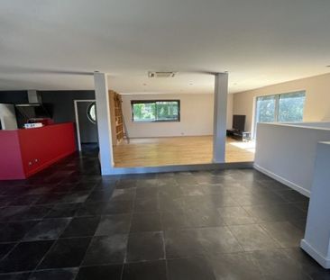 Loft de sept pièces à louer à TOURNON SUR RHONE - Photo 1