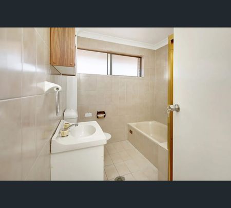 10/10 Early Street, Parramatta, NSW 2150 - Photo 4