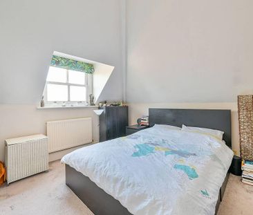 3 bedroom flat to rent - Photo 3