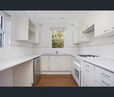 2/112 Burns Bay Road, Lane Cove, NSW 2066 - Photo 3
