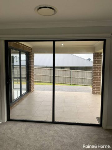 Spacious Family Living in Peaceful Renwick - Photo 5