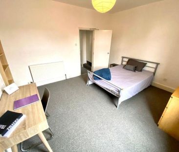 4 bedroom house share to rent - Photo 3