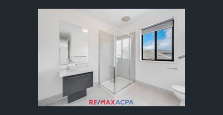 A Classic Contemporary Lifestyle - Photo 5